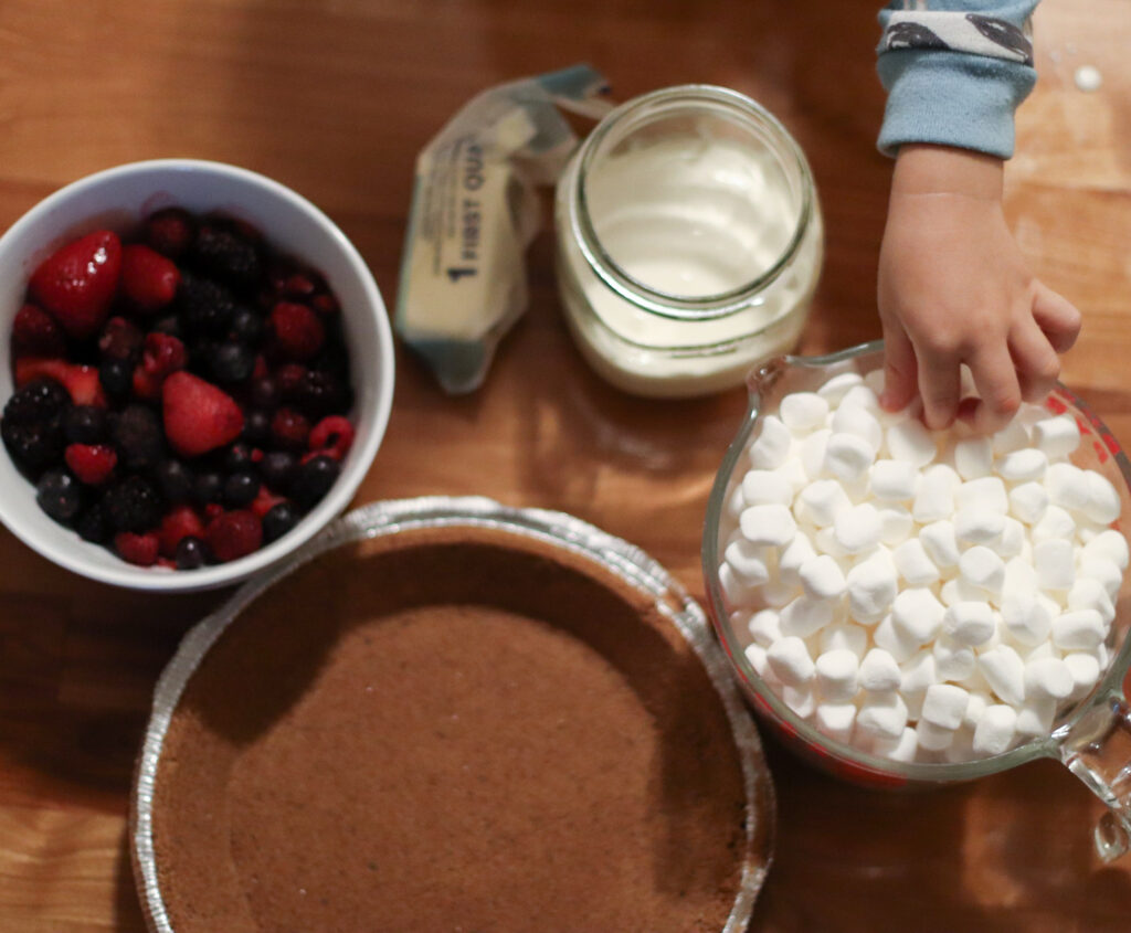 triple berry pie