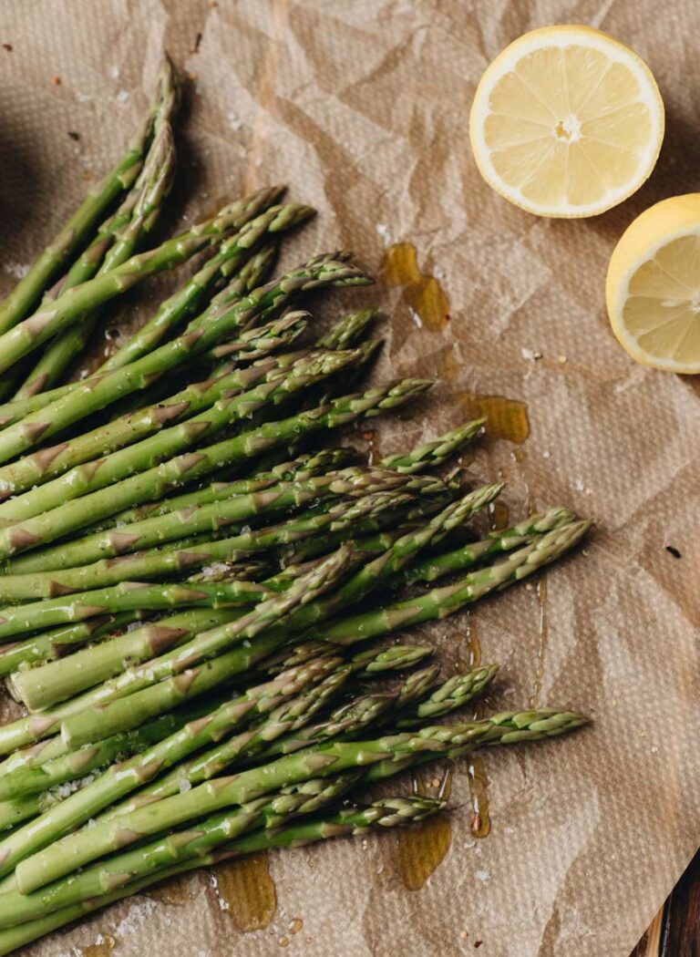 Lemon Garlic Roasted Asparagus