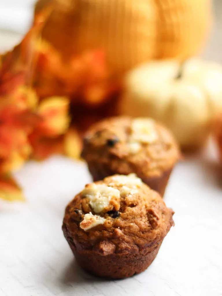 keto pumpkin cheesecake muffins