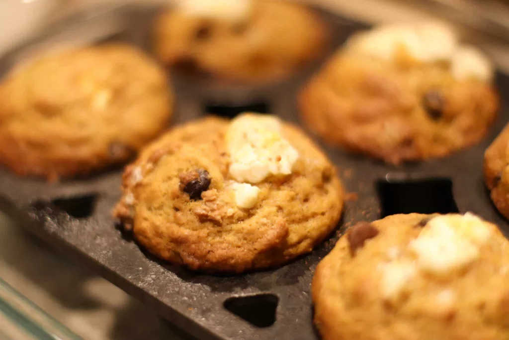 pumpkin cream cheese muffins