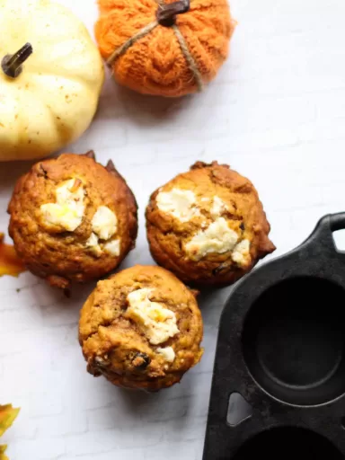 starbuck pumpkin cream cheese muffins