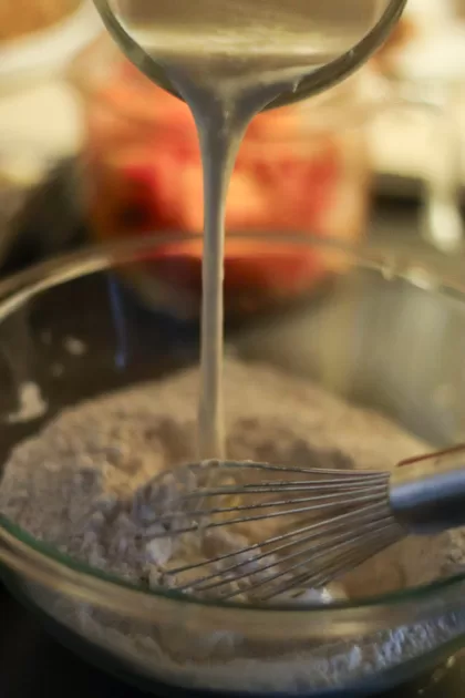 peach cobbler cast iron skillet