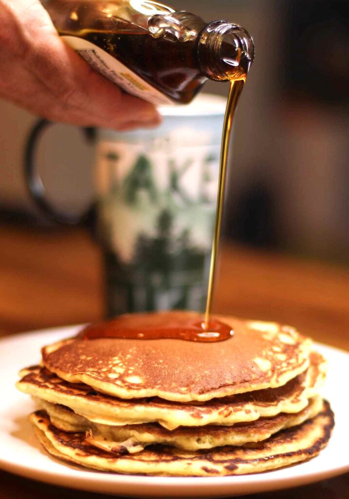 fluffy oat flour pancakes